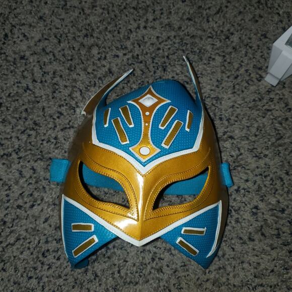 WWE - Picture 1 of 3